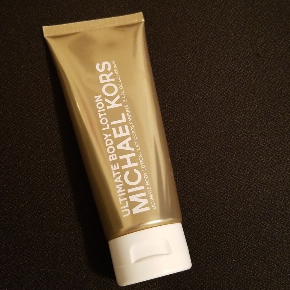 Michael Kors ultimate body lotion
